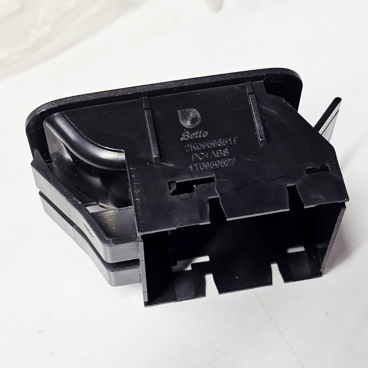 Caddy Cam Açma Düğme Çerçevesi İkili Sol Ön 2K0959851F