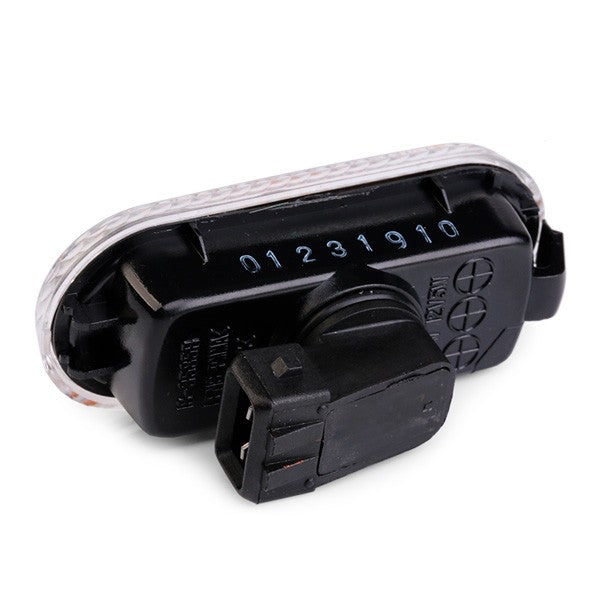 Golf 3 Çamurluk Sinyali 7203380