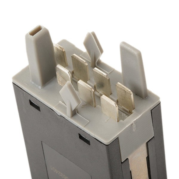 PLASTECH Passat B5 Dörtlü Flaşör Düğmesi – 3B0953235D