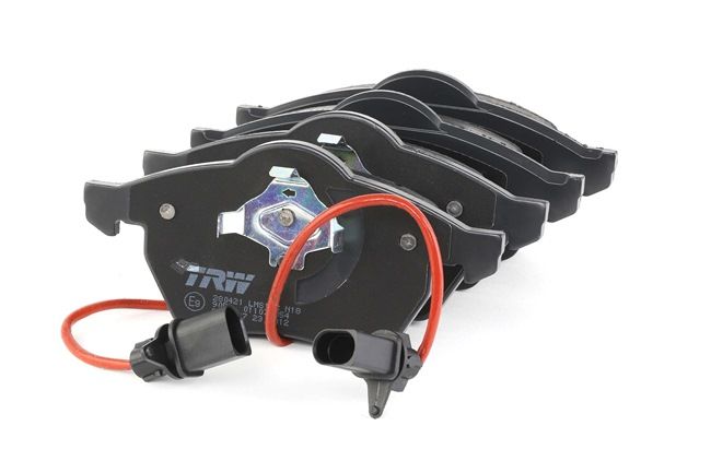 Passat B5 Ön Fren Balatası 4B0698151E