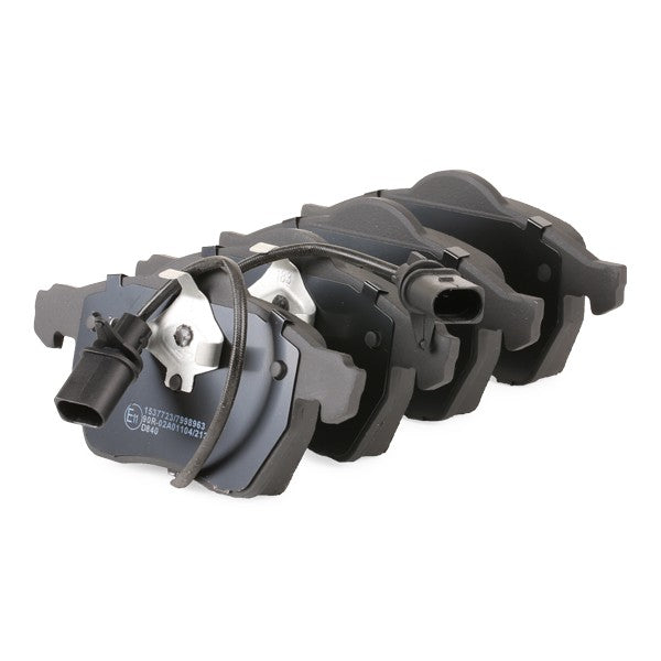 Passat B5 Ön Fren Balatası 4B0698151E